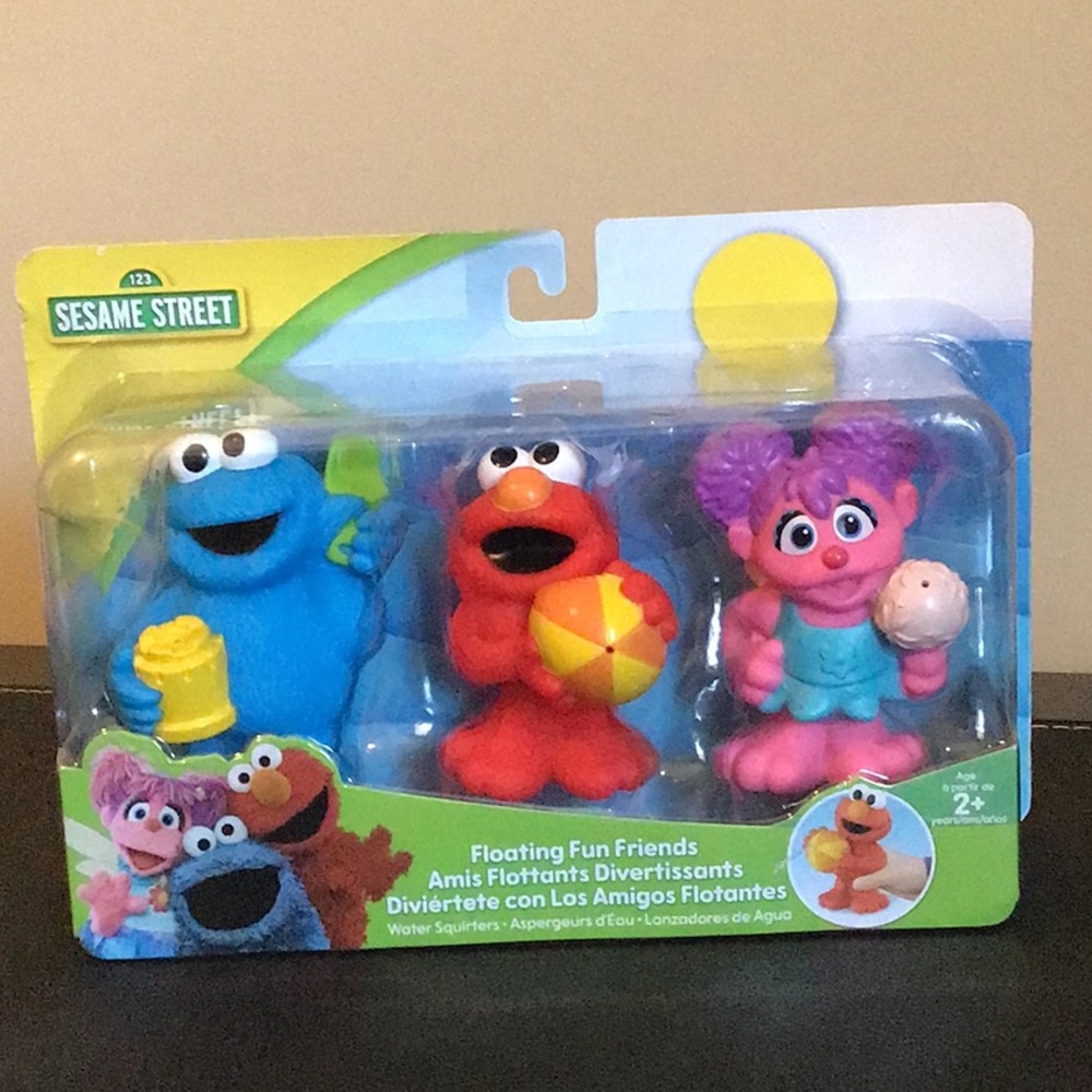 Sesame Street Water Squirters